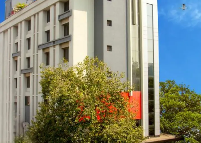 The Royal Orchid Hotel, Chembur